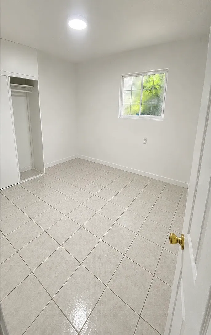 2 bed, 1088 sqft, $2,400 — Photo 1