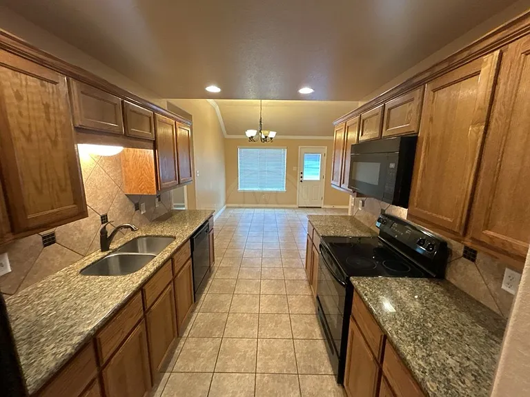 4905 Autumn Valley Drive, Killeen — Photo 11