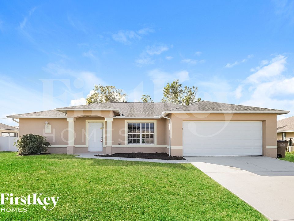 1st image of 1814 NE 2nd Ave