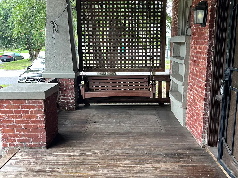 2263 Gilmore St — Photo 33