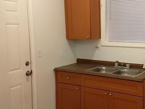 2nd image of 1822 N Central Park Ave
