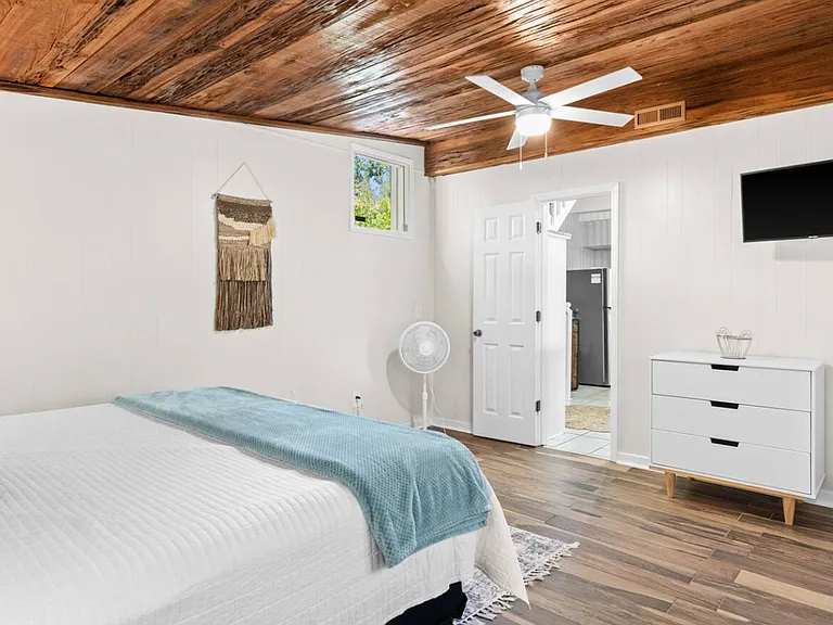7241 Darden Rd — Photo 14