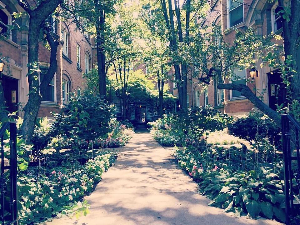 1st image of 633 W Barry Ave APT 1N