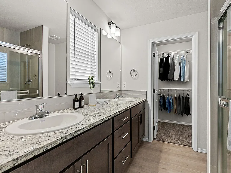 8426NSeminoleSt-13_STAGED