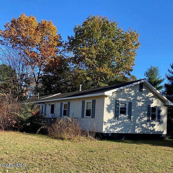 4th image of 13 Eisenhower Avenue