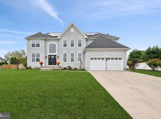 6 Queensberry Ln, Woodstown, NJ 08098