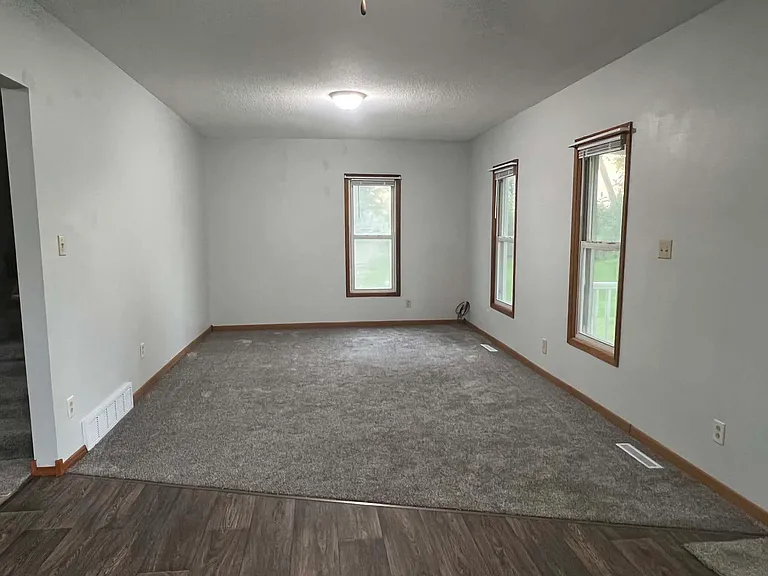 714 Madison St — Photo 2