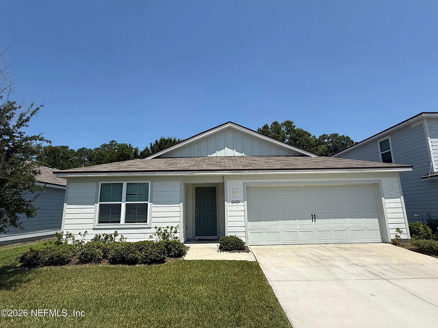 4 bed, 2.0 bath, 1766 sqft, $2,400 — Photo 1