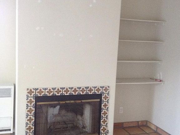 Gas fireplace built in shelving