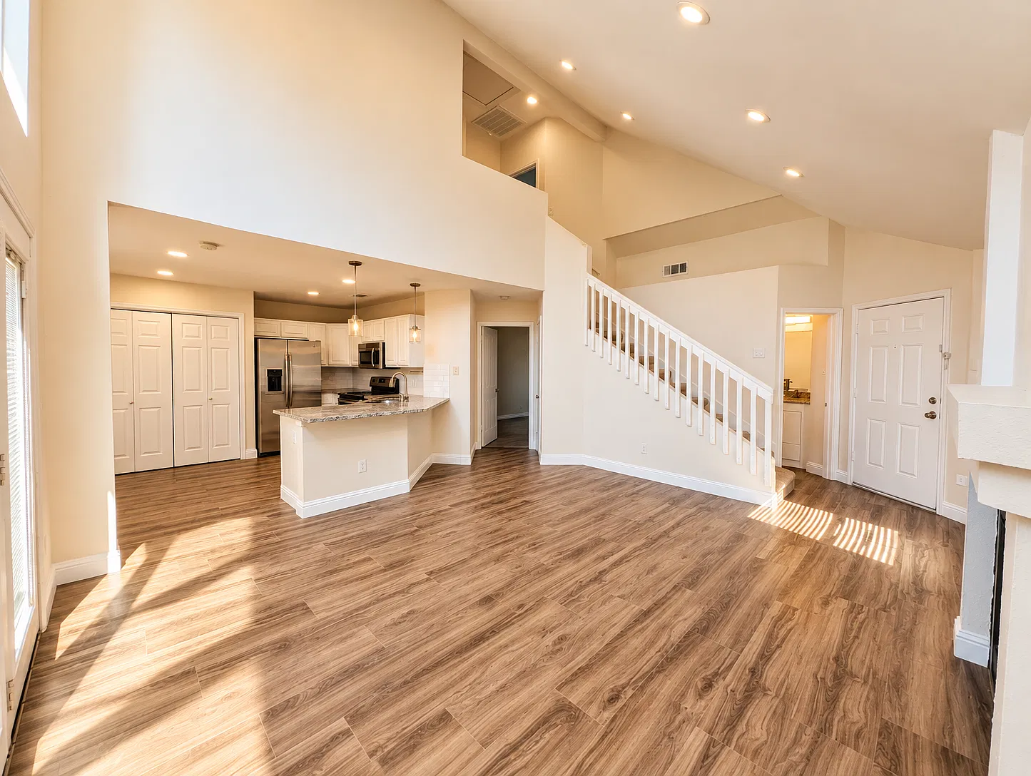 3 bed, 1463 sqft, $1,999 — Photo 4
