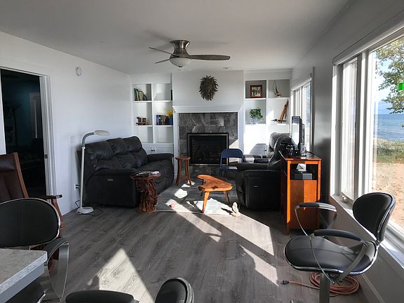 4th image of 15270 Plover Ln
