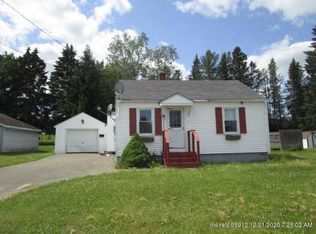 9 Lane Terrace St, Limestone, ME 04750