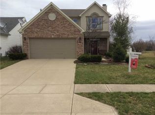6519 Sussex Dr, Zionsville, IN 46077