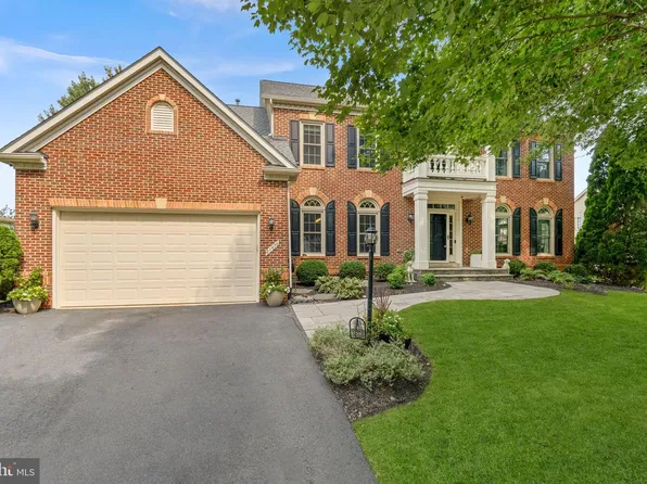 21476 Glebe View Dr, Ashburn, VA 20148