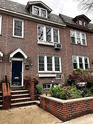 Rented by Layth Farage, LREB | media 16