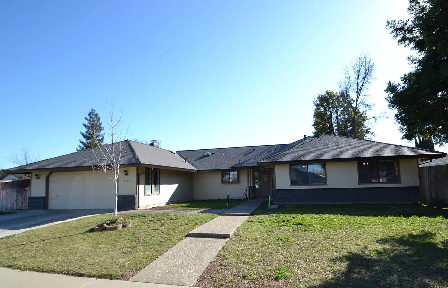 1780 Tracy Dr photo 1