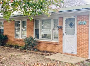 304 Ellingson St, Lawrenceburg, TN 38464