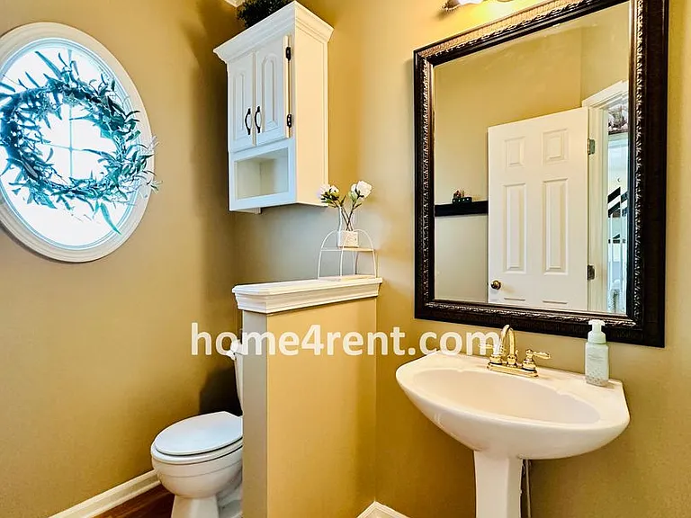 12648 S Hallet St — Photo 10