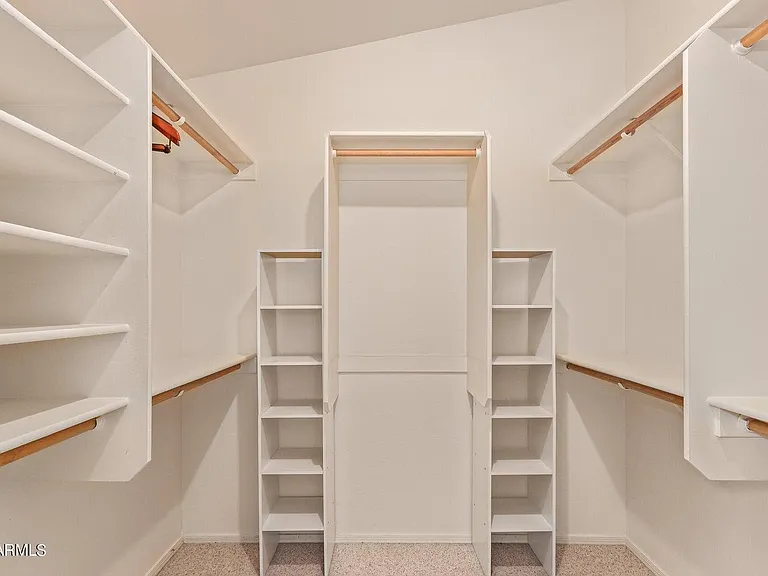 1175 W Myrna Ln — Photo 17