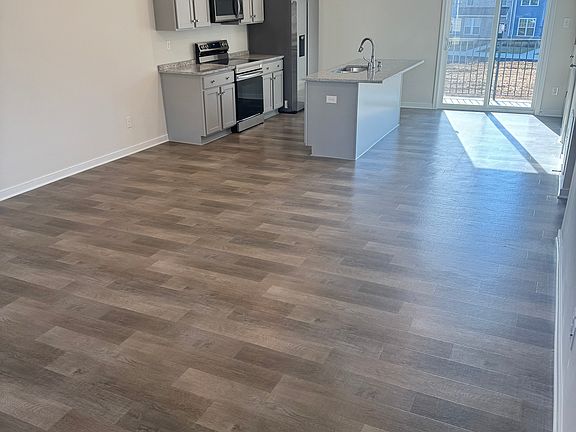2nd image of 4045 Grand Reserve Ln