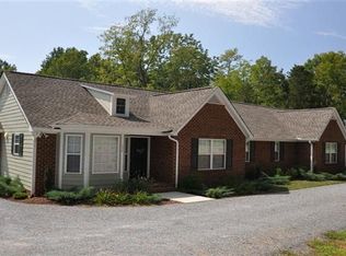 126 Lee St, Amherst, VA 24521