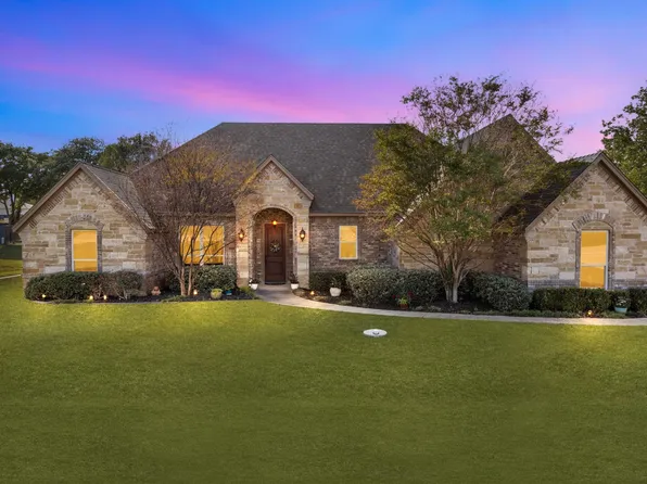 7010 Westover Dr, Granbury, TX 76049