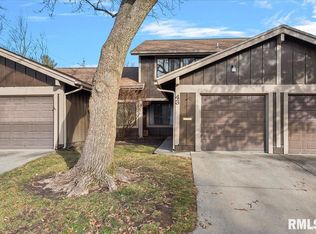 43 Redwood Ln, Springfield, IL 62704