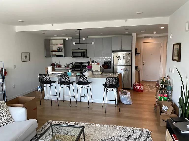 406 Jackson St #5 — Photo 2