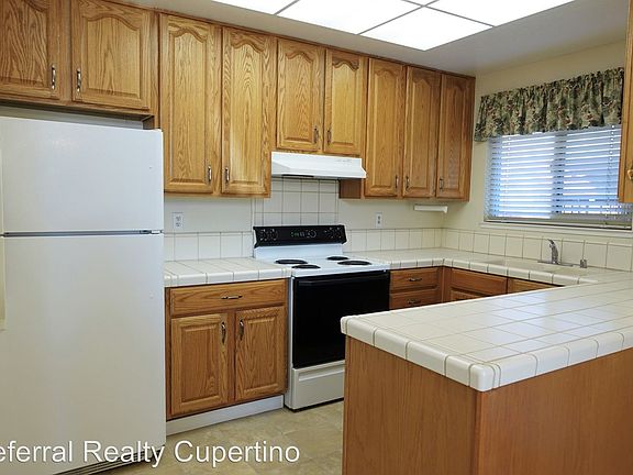 5th image of 2960 Woodgate Ct #B