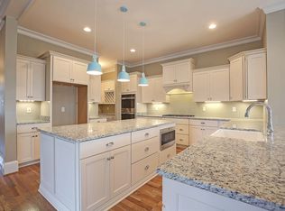 16219 Old Castle Rd, Midlothian, VA 23112