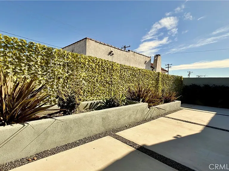 515 Florence La 1 — Photo 24