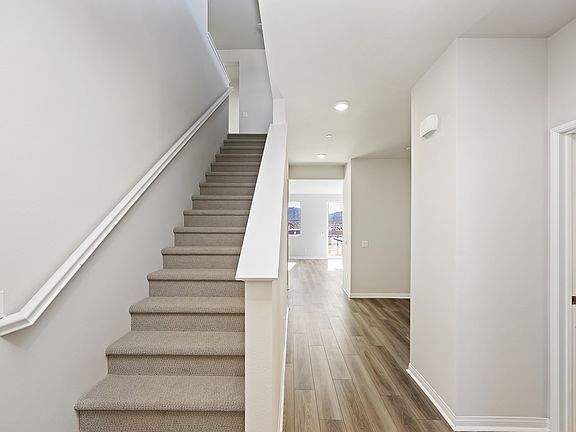 4th image of 28264 Farm Creek Way