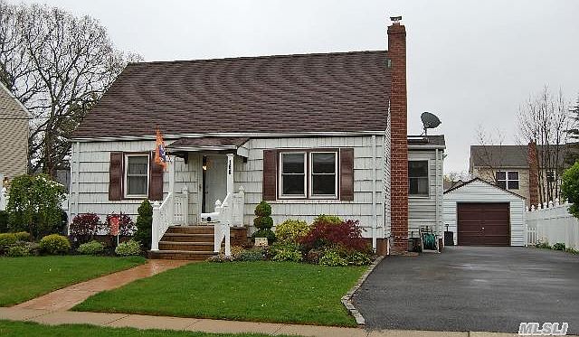 1st image of 166 Ontario Ave
