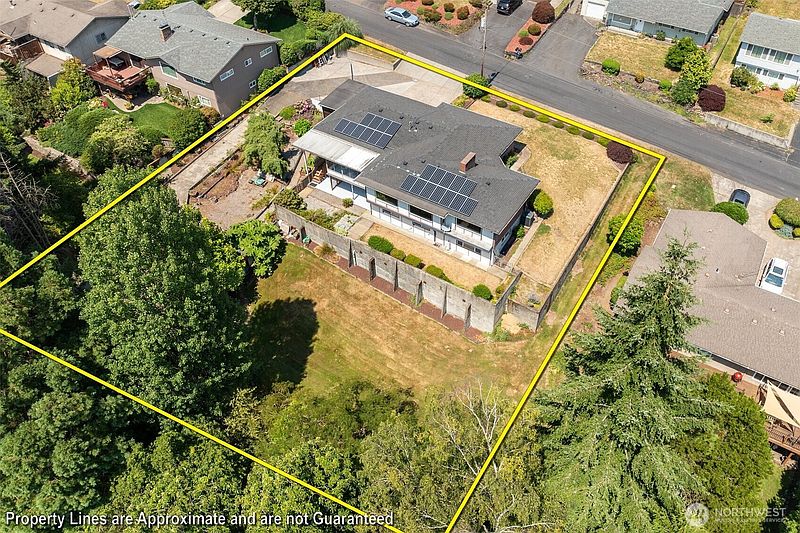 2nd image of 135 Victoria Street
