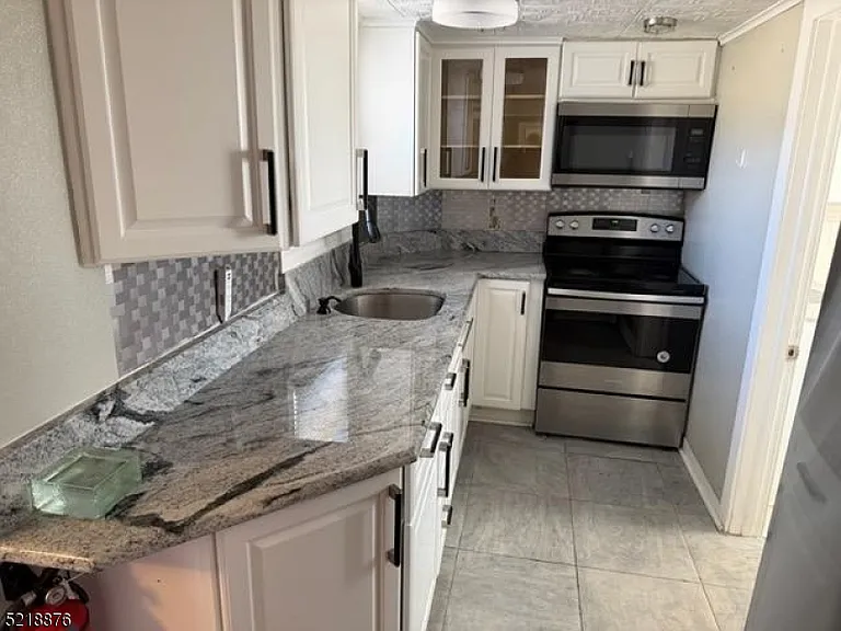 270 Espanong Rd #2 — Photo 6