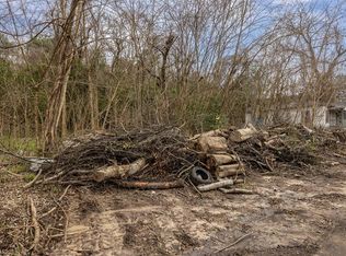 2226 Rogers St, Vicksburg, MS 39180