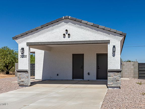 3rd image of 3200 W AGUADERO Drive