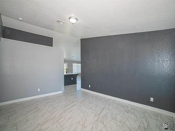 4th image of 7928 E 42nd Ln