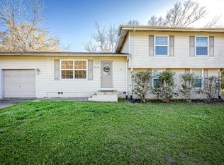 3618 Cumberland Dr, Moss Point, MS 39563