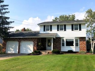 2047 Fix Rd, Grand Island, NY 14072