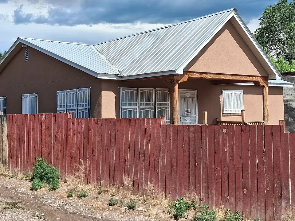 30 Private Drive 1318