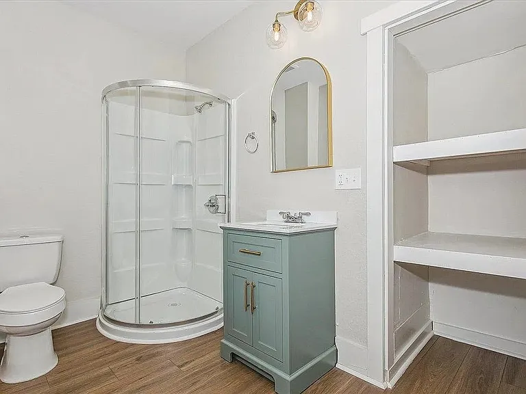 301 SW 3rd St #1 — Photo 12