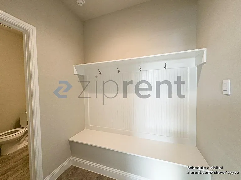 3108 Lionsgate Dr — Photo 6