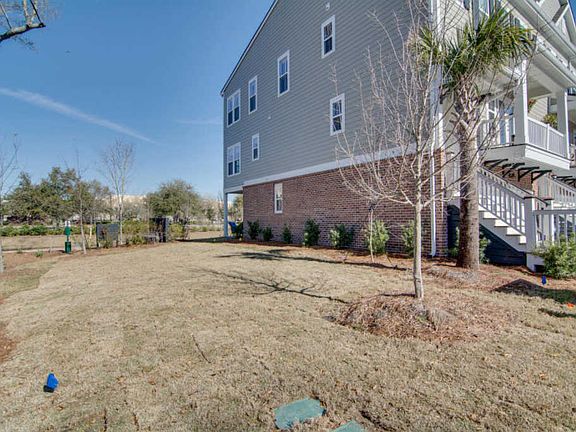 2nd image of 1910 Carolina Towne Ct