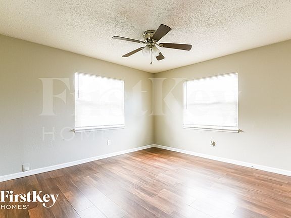 2nd image of 1405 W 16th St