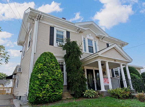 3rd image of 116 Franklin St #1