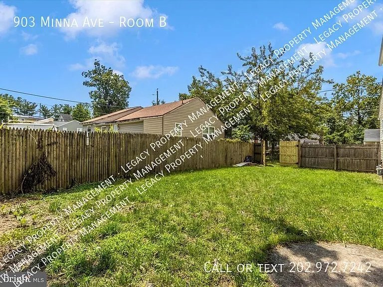 903 Minna Ave #B — Photo 7