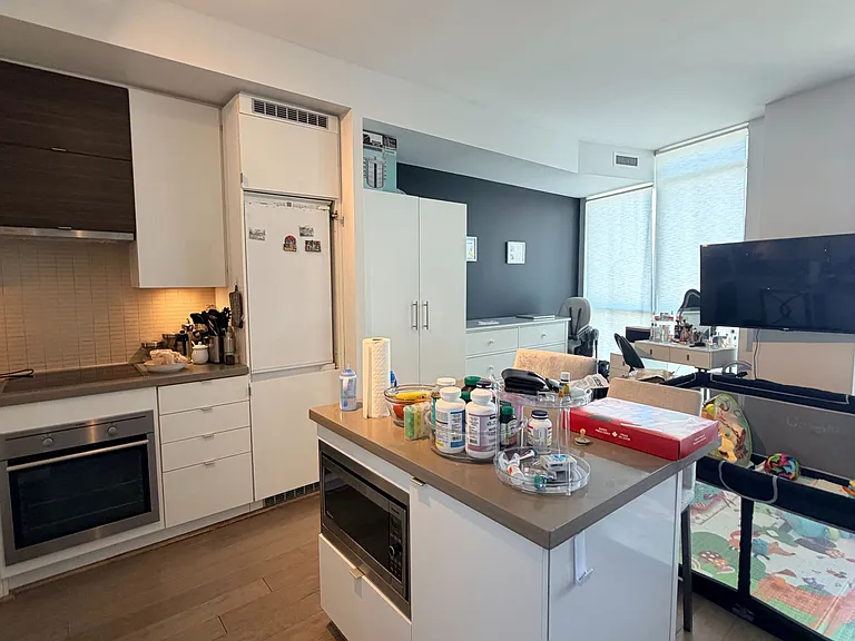 59 Annie Craig Dr #1008 — Photo 7