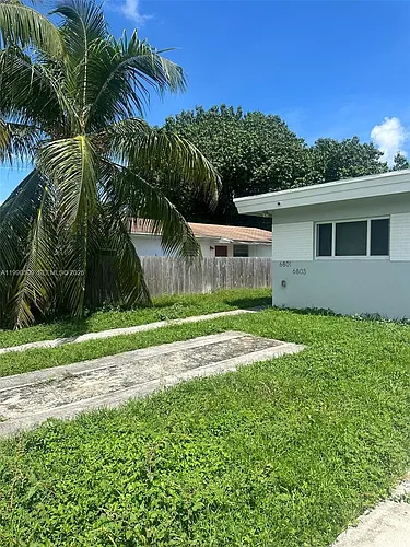 6801 NW 2nd Ct #6803 Photo 1