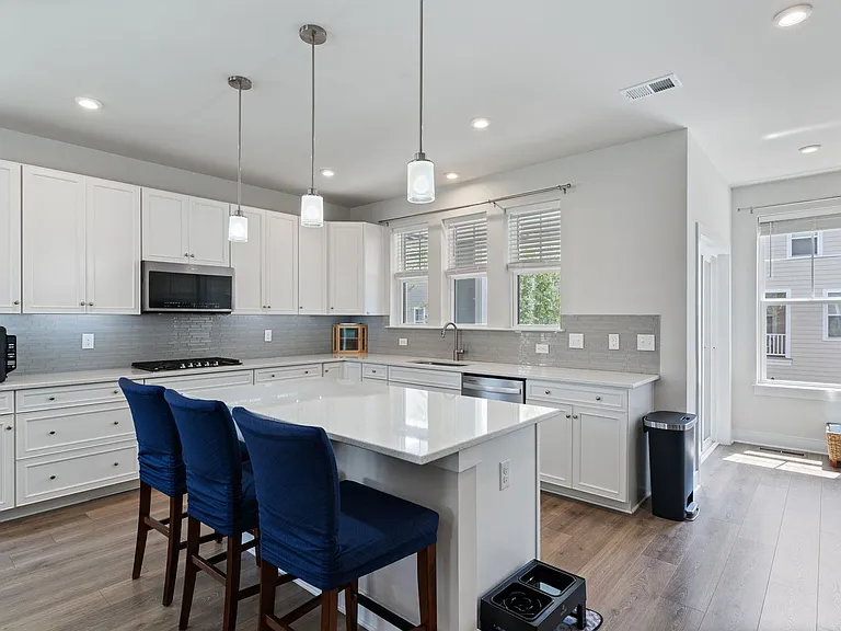 17713 Longspur Cove Ln — Photo 11